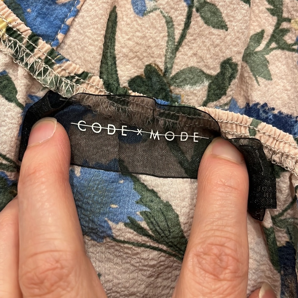 Code Mode Tank Top - Medium - Picture 7 of 10